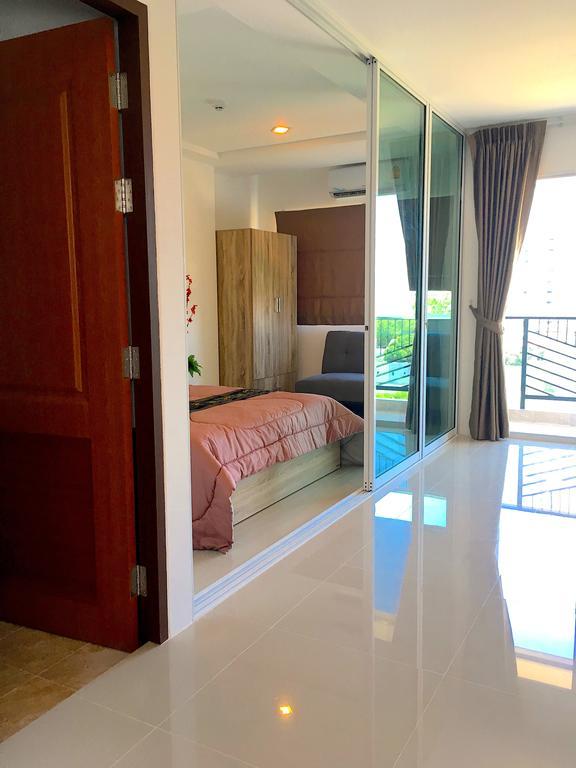 Breezy Room by Breezy House Pattaya Buitenkant foto