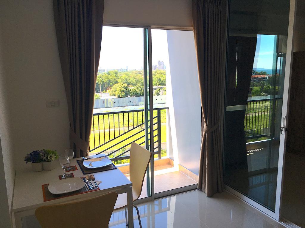 Breezy Room by Breezy House Pattaya Buitenkant foto